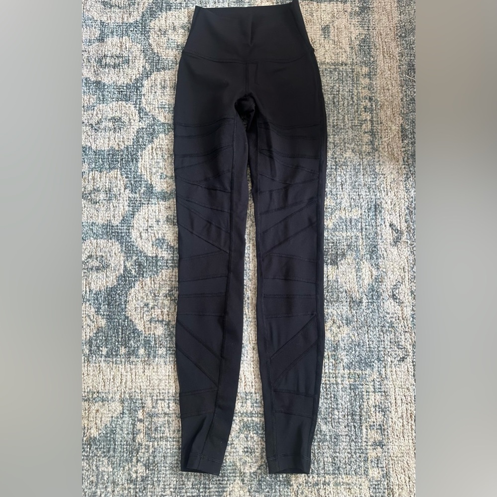 Lululemon Wunder Under High Rise Legging -from the LIKE NEW shop from Lululemon